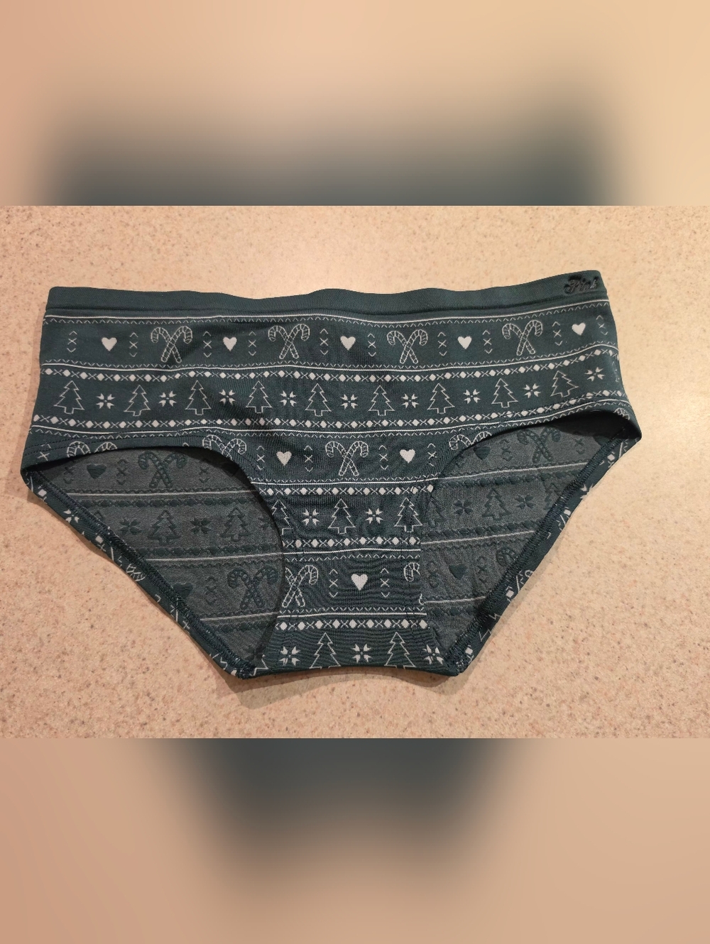 PINK Victoria’s Secret Hiphugger Panty Size Small NWT Holiday Print